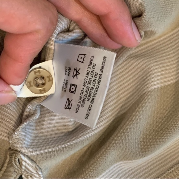 Under Armour polo size small - Picture 4 of 5
